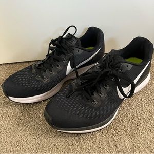 Nike Air Zoom Pegasus 34 Running Shoes